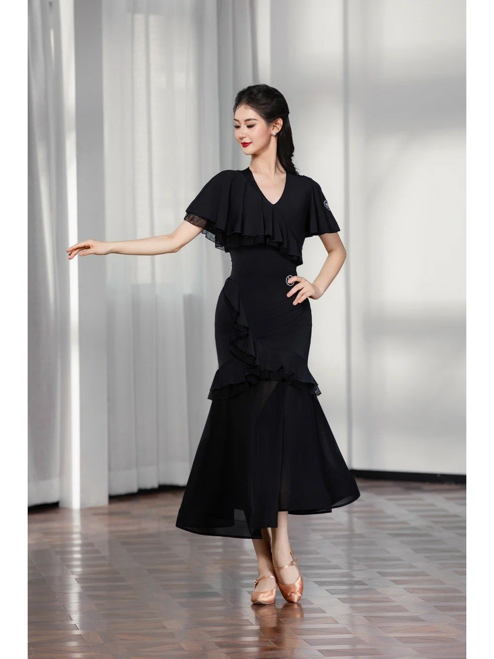Women's Modern Dance Set V-Neck Ruffle Bodysuit with Boned Full Skirt