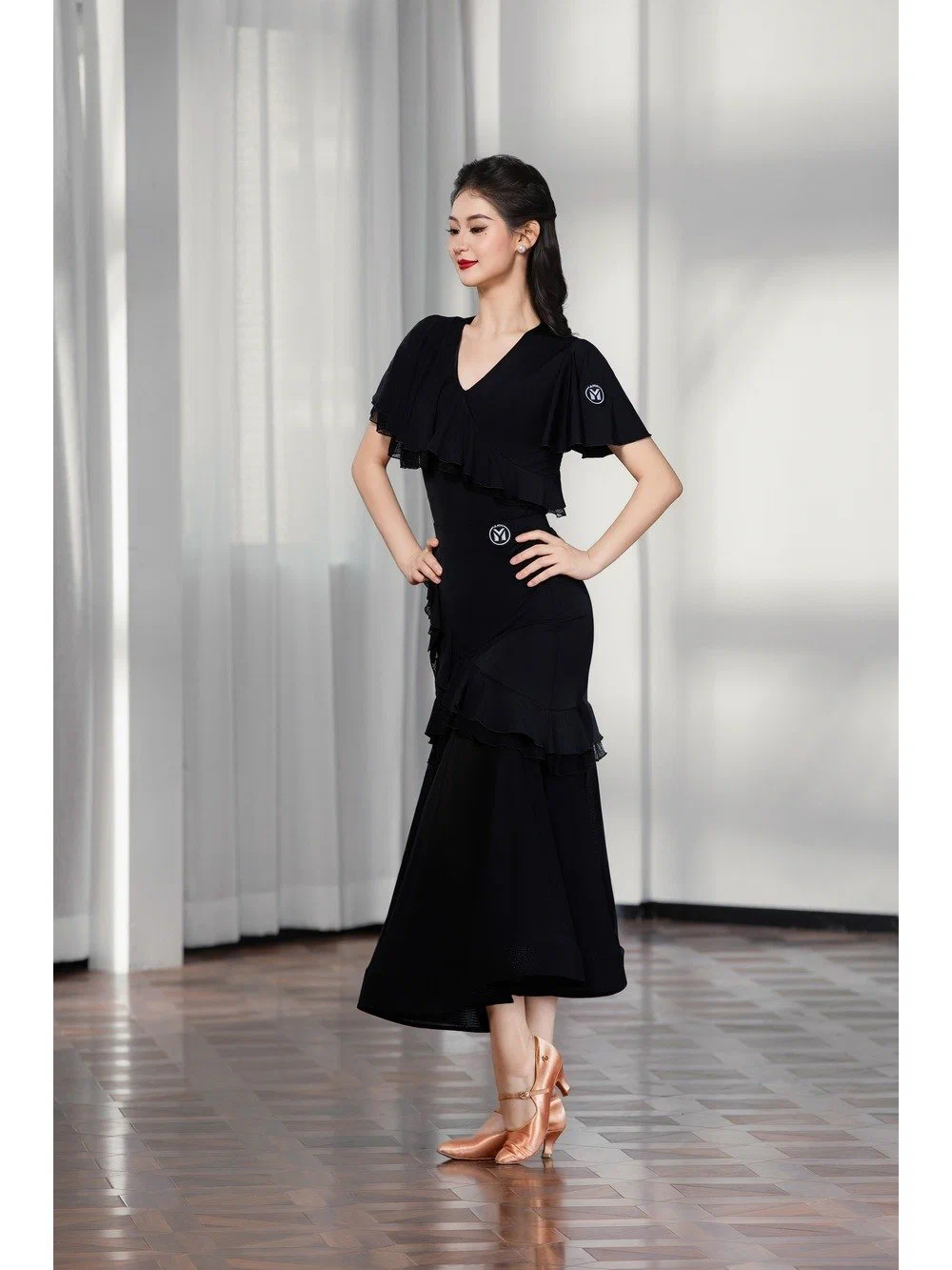 Women's Modern Dance Set V-Neck Ruffle Bodysuit with Boned Full Skirt