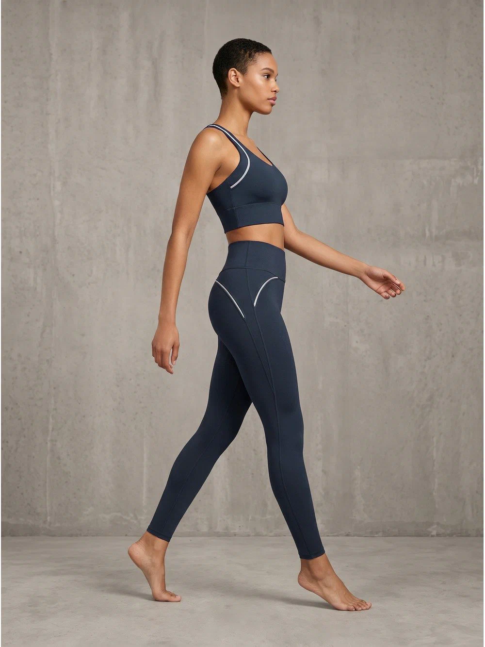 Women's Yoga Set Sports Bra with Contrast Trim and Long Pants
